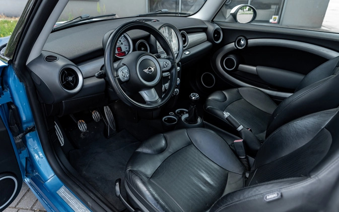 MINI Cooper S cena 22900 przebieg: 229000, rok produkcji 2006 z Bytów małe 529